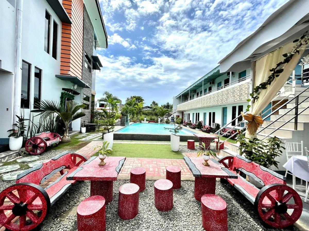 Little Rock Cebu Hotel Lapu-Lapu City Exterior photo