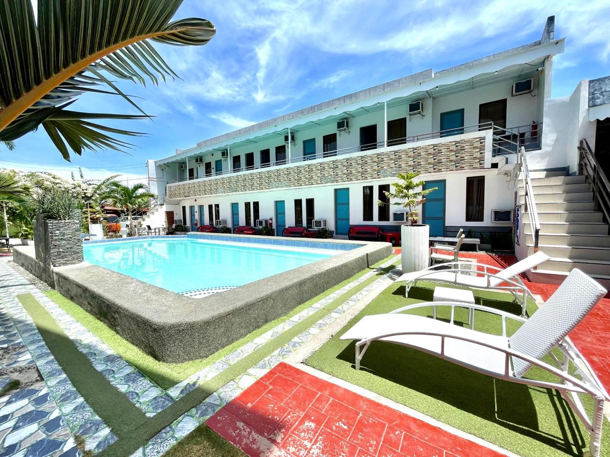 Little Rock Cebu Hotel Lapu-Lapu City Exterior photo
