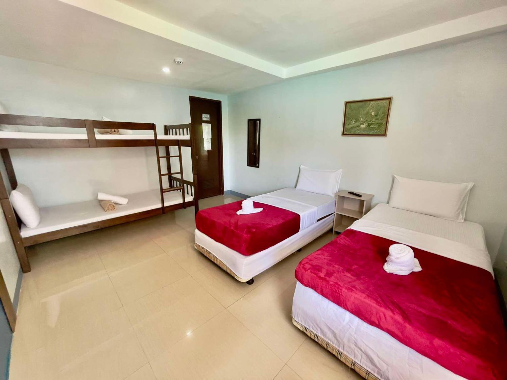 Little Rock Cebu Hotel Lapu-Lapu City Exterior photo