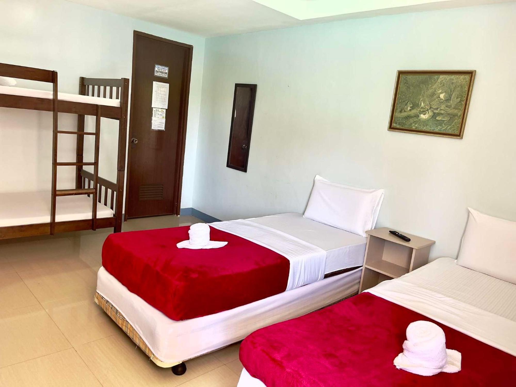 Little Rock Cebu Hotel Lapu-Lapu City Exterior photo